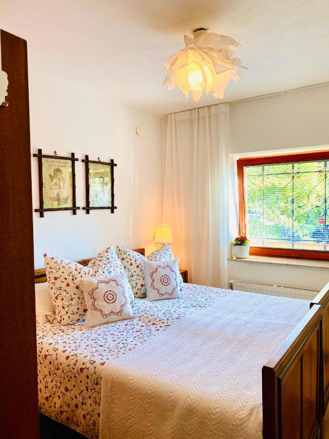 Guesthouse Sabine - Pr' Skminc Bohinjska Bela Buitenkant foto