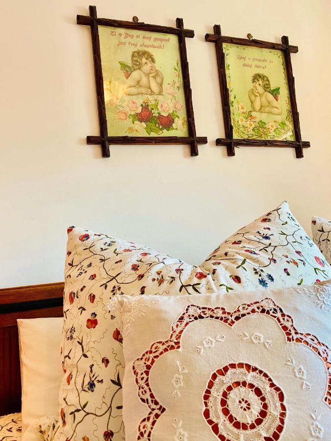 Guesthouse Sabine - Pr' Skminc Bohinjska Bela Buitenkant foto