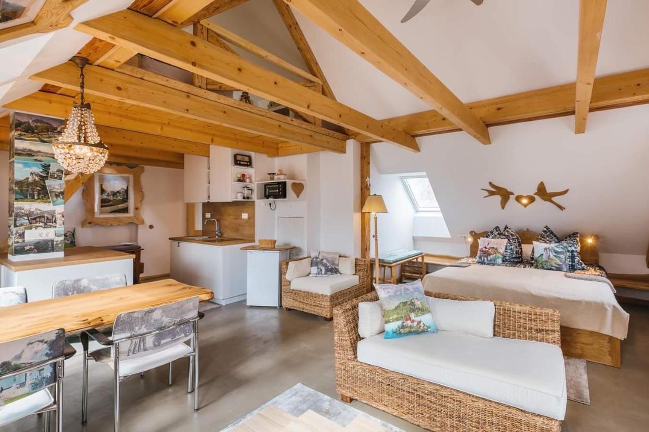 Guesthouse Sabine - Pr' Skminc Bohinjska Bela Buitenkant foto