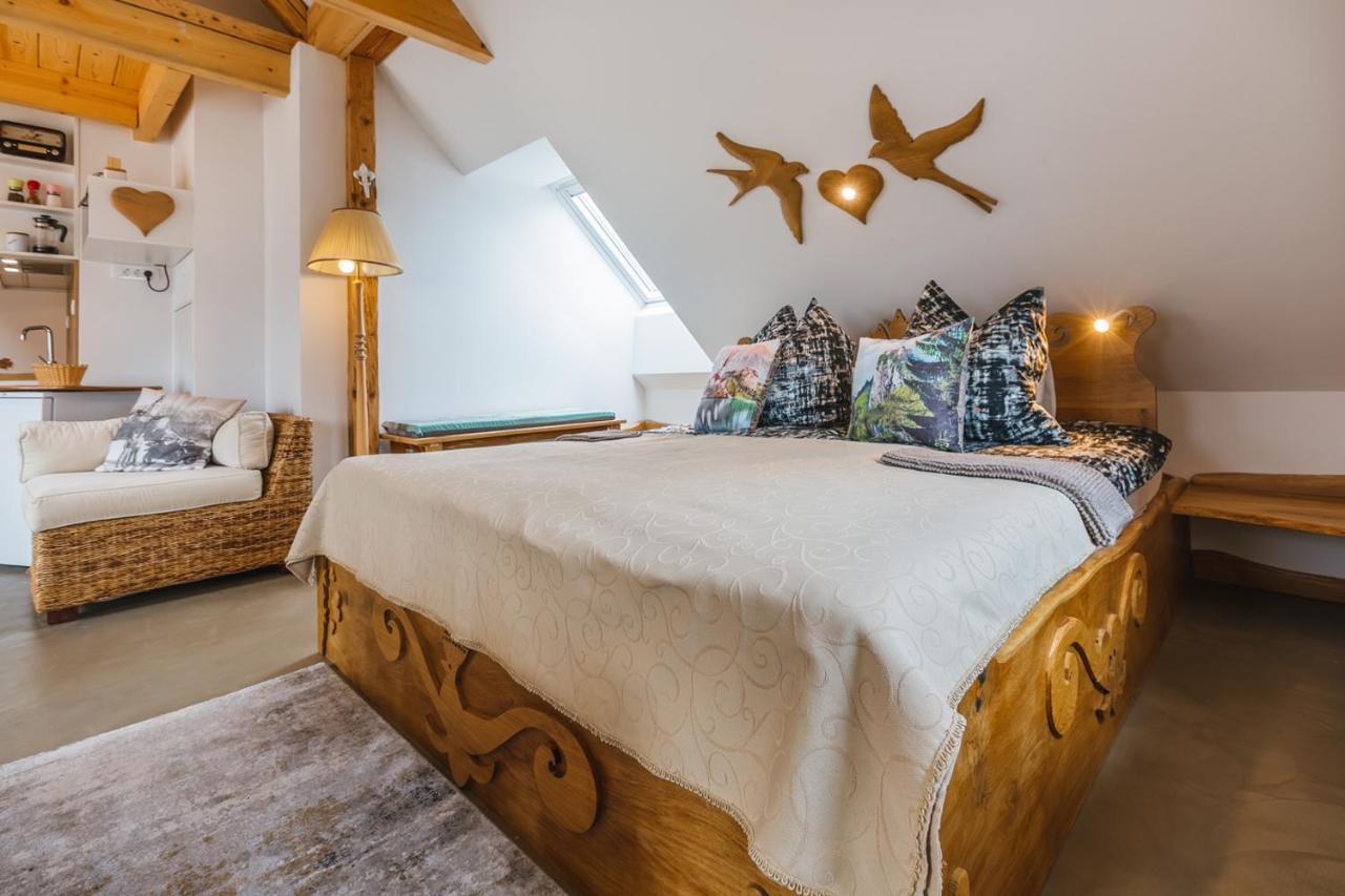 Guesthouse Sabine - Pr' Skminc Bohinjska Bela Buitenkant foto