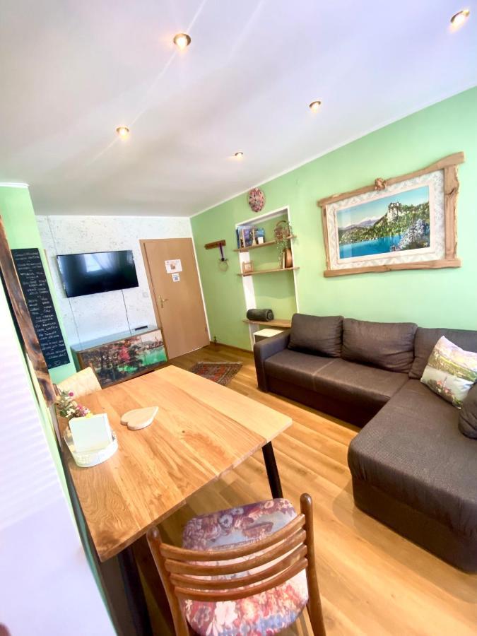 Guesthouse Sabine - Pr' Skminc Bohinjska Bela Buitenkant foto