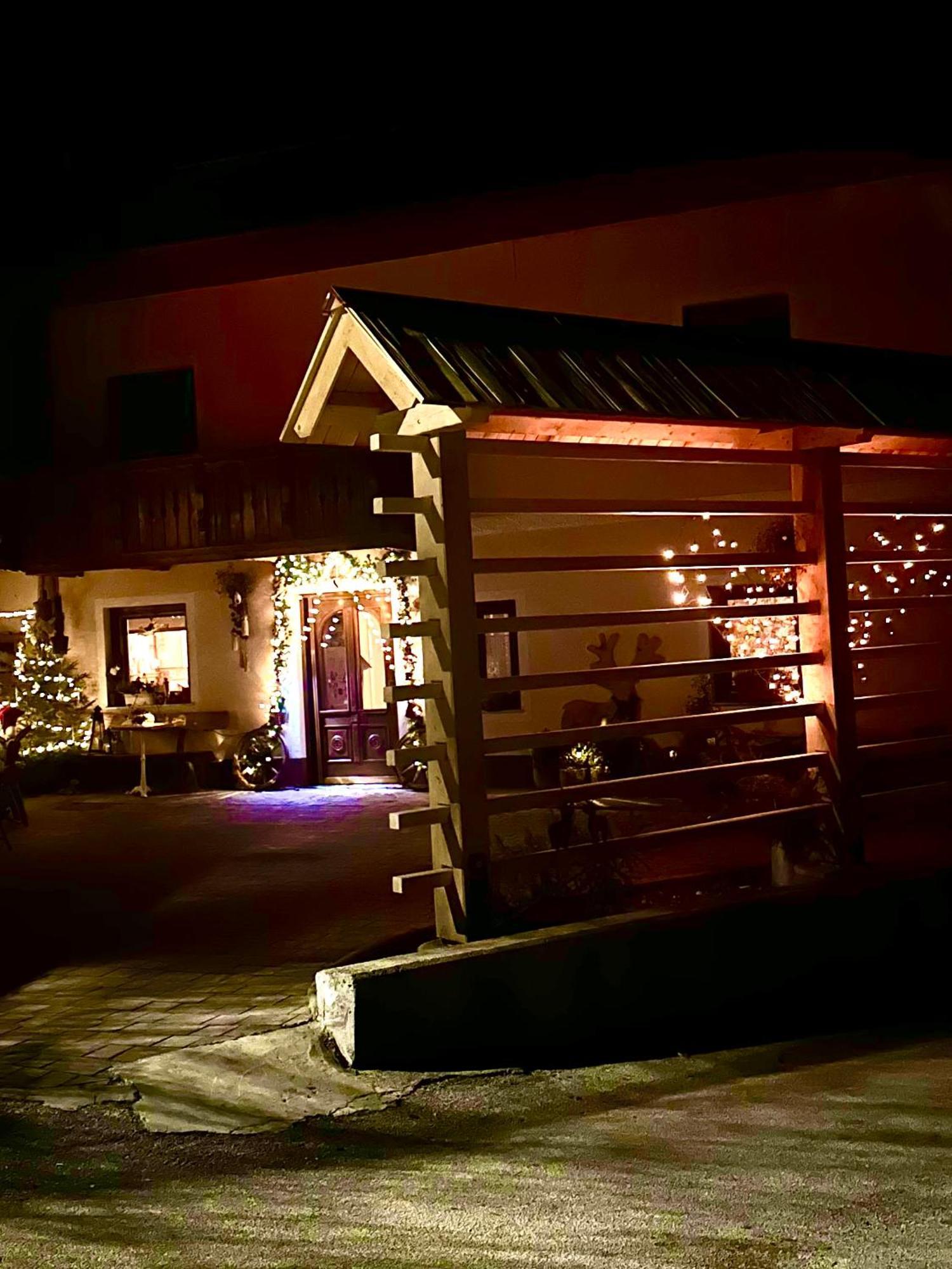 Guesthouse Sabine - Pr' Skminc Bohinjska Bela Buitenkant foto
